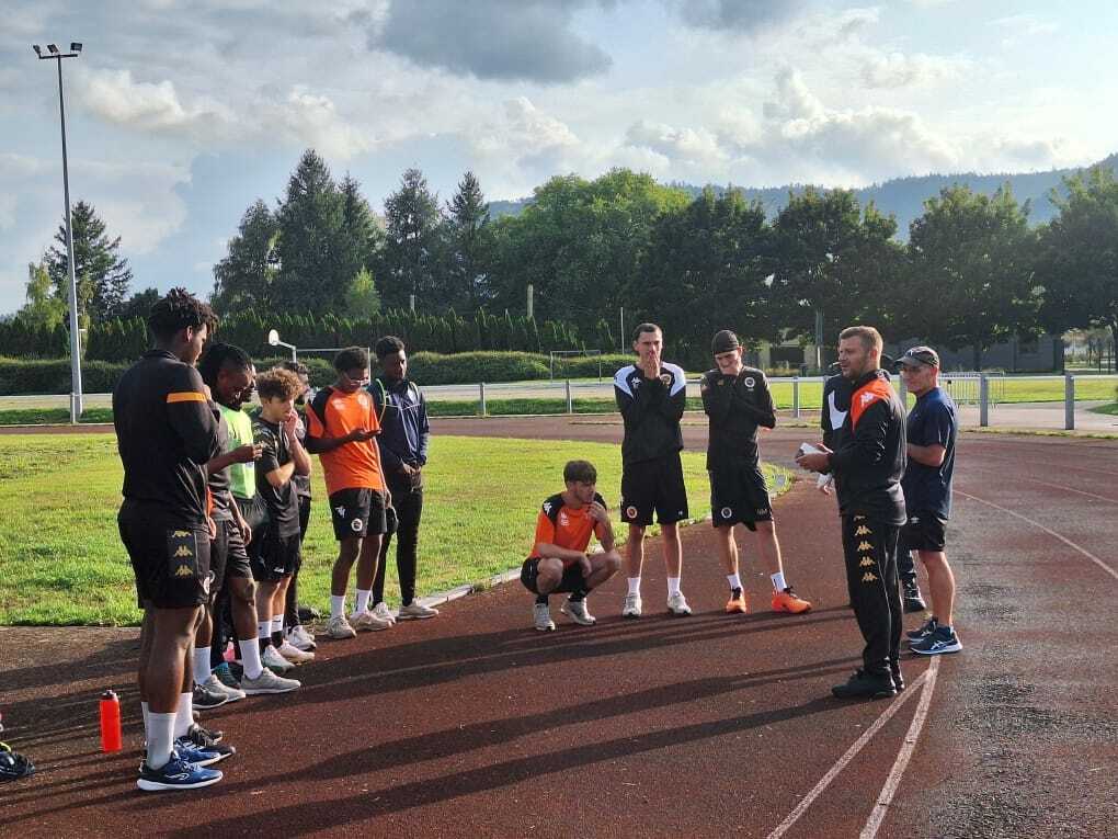 JULIEN LAURENT « DE LA RIGUEUR ET DE LA DISCIPLINE »