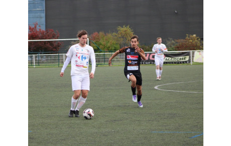 LA RESERVE ETRILLE LE FC LUNEVILLE